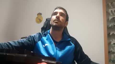 dieguito124 online show from 03-25-26, 11:00