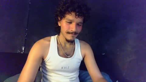 Snapshot of diemond_latinx98 chatting on 04-19-26, 11:42 diemond_latinx98 online show from 04-19-26, 11:42