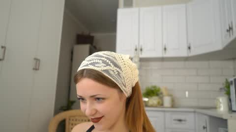 Sophie online show from 04-05-26, 04:04