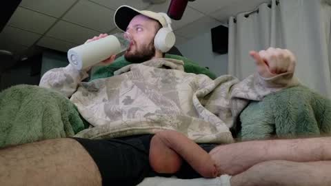 Snapshot of digbicknik chatting on 04-20-26, 04:26 digbicknik online show from 04-20-26, 04:26