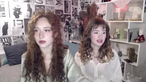 Snapshot of digital_geisha chatting on 11-06-25, 05:08 Hi im Alice 3 Im usualy online 03-10 or 17-21 UTC0 online show from 11-06-25, 05:08