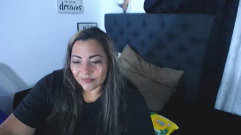 Mariana online show from 07-02-26, 01:16