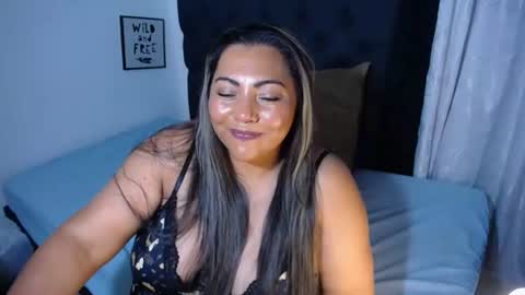 Mariana online show from 07-17-26, 03:57