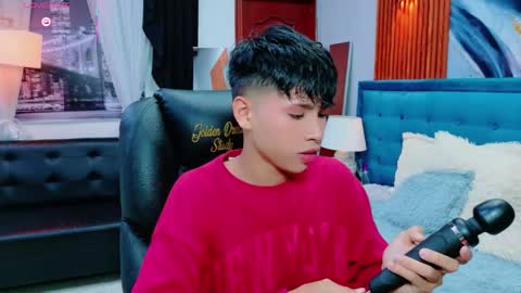 Snapshot of dilan_911 chatting on 05-12-26, 07:11 DILAN online show from 05-12-26, 07:11