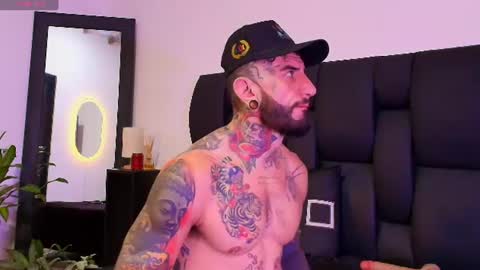 Snapshot of dilan_scootk_j chatting on 07-20-26, 06:43 Dilan Scootk online show from 07-20-26, 06:43