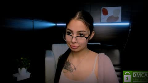 Snapshot of dilara_best chatting on 12-20-24, 12:27 Dilyanude in pvt online show from 12-20-24, 12:27