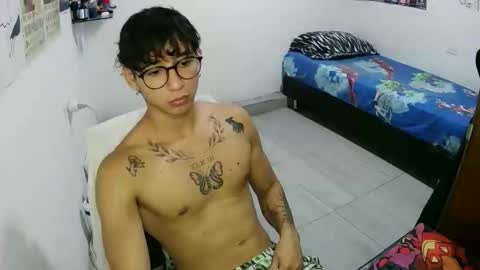 dillom420 online show from 12-04-25, 08:17