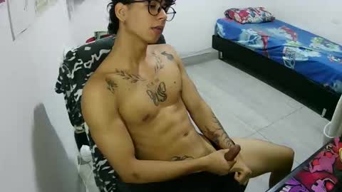 dillom420 online show from 12-15-25, 10:03