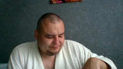 Snapshot of dimasvit5306 chatting on 06-12-26, 07:18 dimasvit5306 online show from 06-12-26, 07:18
