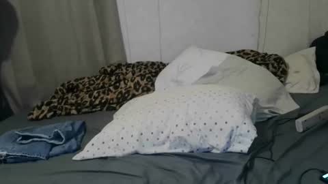 Sofie online show from 01-14-26, 03:01