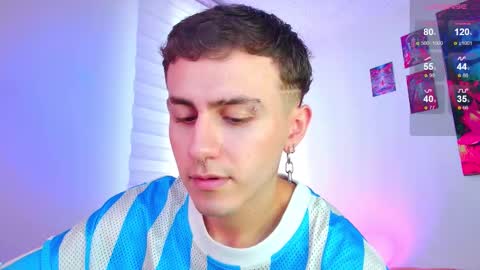 Julian Independent Model online show from 02-11-26, 09:53