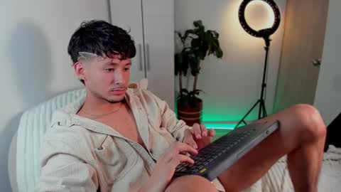 Fabian online show from 01-06-25, 03:42