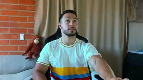 Snapshot of dimitricaruso chatting on 07-06-26, 07:38 dimitricaruso online show from 07-06-26, 07:38