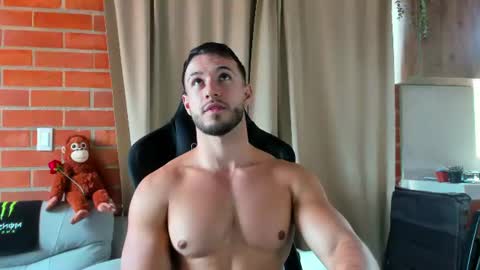 Snapshot of dimitricaruso chatting on 07-11-26, 06:43 dimitricaruso online show from 07-11-26, 06:43