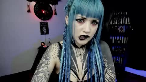 Snapshot of dimmuanddarkness chatting on 01-18-26, 12:09 dimmuanddarkness online show from 01-18-26, 12:09