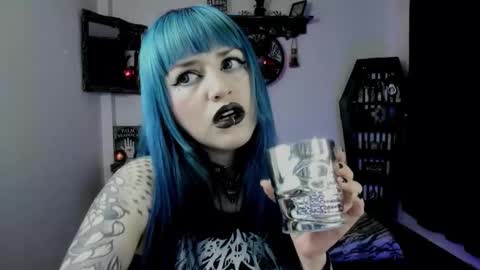 Snapshot of dimmuanddarkness chatting on 02-20-26, 11:54 dimmuanddarkness online show from 02-20-26, 11:54