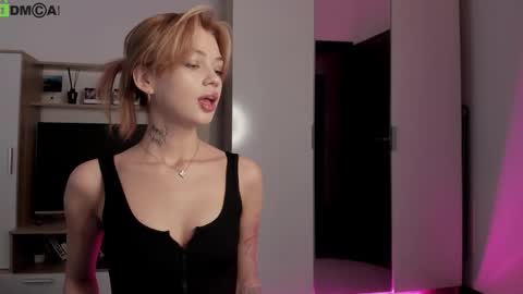 Snapshot of din_star chatting on 11-16-25, 07:14 Dina online show from 11-16-25, 07:14