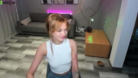 Dina online show from 03-28-26, 08:03