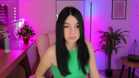 Dina Foxxx online show from 01-06-25, 07:20