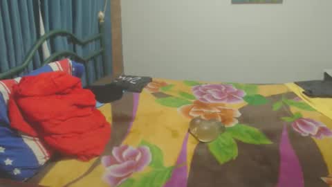 Dincht online show from 10-25-25, 09:06