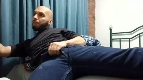 Snapshot of dinchtcams chatting on 07-07-26, 06:47 Dincht online show from 07-07-26, 06:47