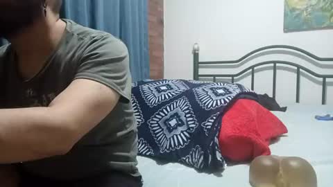 Snapshot of dinchtcams chatting on 07-17-26, 05:47 Dincht online show from 07-17-26, 05:47