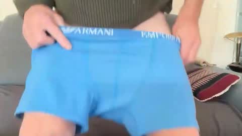 dinnerout1111 online show from 03-09-26, 12:20