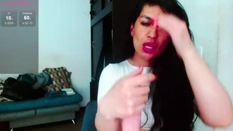 Snapshot of diosa_gil chatting on 07-11-26, 05:32 diosa_gil online show from 07-11-26, 05:32