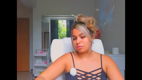 diosadeluniverso_ online show from 03-29-26, 04:40