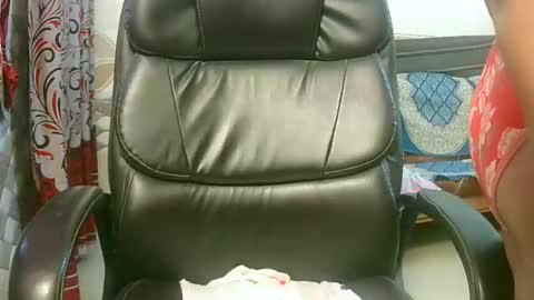 Snapshot of dipa2345 chatting on 10-09-25, 04:54 dipa2345 online show from 10-09-25, 04:54