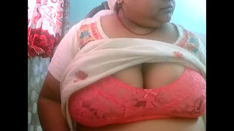 dipa2345 online show from 11-06-25, 04:35