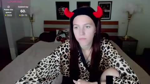 Snapshot of dirapunzel chatting on 06-20-26, 08:33 Hi Im Dany online show from 06-20-26, 08:33
