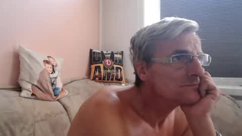 Snapshot of dirk6873 chatting on 07-08-26, 11:48 Adam Carla online show from 07-08-26, 11:48