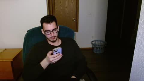 Dirk Diggler online show from 02-04-25, 11:49