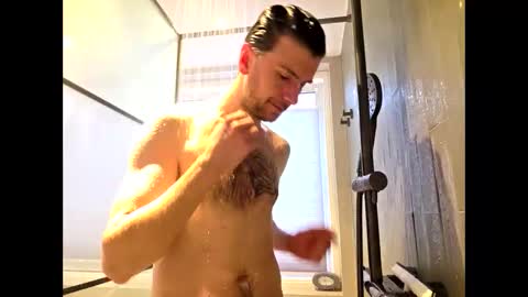 Dirk online show from 12-18-25, 09:04