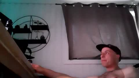 Snapshot of dirkdigglerofficial chatting on 06-14-26, 03:41 dirkdigglerofficial online show from 06-14-26, 03:41