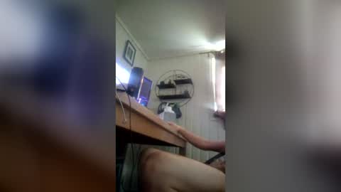 Snapshot of dirkdigglerofficial chatting on 07-04-26, 05:24 dirkdigglerofficial online show from 07-04-26, 05:24