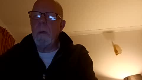 Snapshot of dirtboy_1 chatting on 06-13-26, 10:29 dirtboy_1 online show from 06-13-26, 10:29