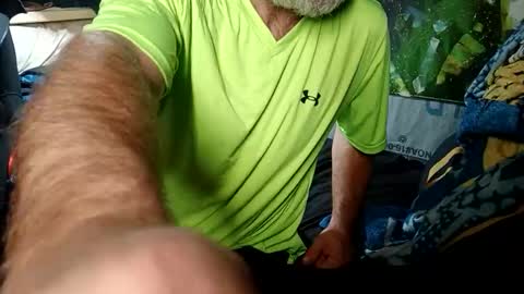 dirtmcgirt82 online show from 12-13-24, 08:20