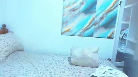 Snapshot of dirty_culona chatting on 06-27-26, 04:45 dirty_culona online show from 06-27-26, 04:45