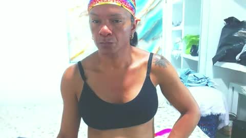 Snapshot of dirty_culona chatting on 06-29-26, 02:39 dirty_culona online show from 06-29-26, 02:39