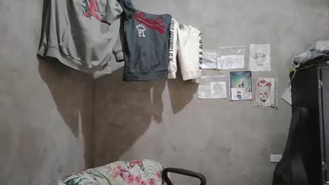 Snapshot of dirty_model chatting on 04-18-26, 06:23 dirty model online show from 04-18-26, 06:23