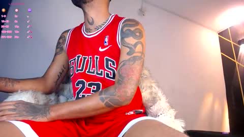 Snapshot of dirtybhot chatting on 10-05-25, 04:00 I just want to be happy online show from 10-05-25, 04:00