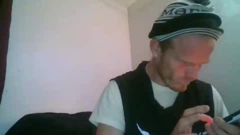 Justin Robinson online show from 11-19-25, 04:01