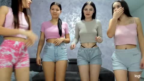 Snapshot of dirtygirls99 chatting on 10-04-25, 10:52 Gyna Josie online show from 10-04-25, 10:52