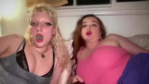 Laney Jane online show from 12-16-24, 02:15