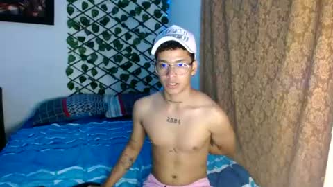 Snapshot of dirtyslimlatin chatting on 07-09-26, 01:09 dirtyslimlatin online show from 07-09-26, 01:09