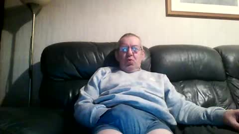 Snapshot of discovery63 chatting on 01-09-25, 05:11 discovery63 online show from 01-09-25, 05:11