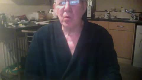 Snapshot of discovery63 chatting on 01-12-25, 08:14 discovery63 online show from 01-12-25, 08:14