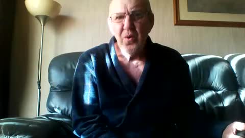 Snapshot of discovery63 chatting on 01-29-25, 11:20 discovery63 online show from 01-29-25, 11:20